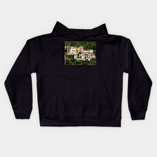 View on the cliff town of Manarola, one of the colorful Cinque Terre on the Italian west coast Kids Hoodie